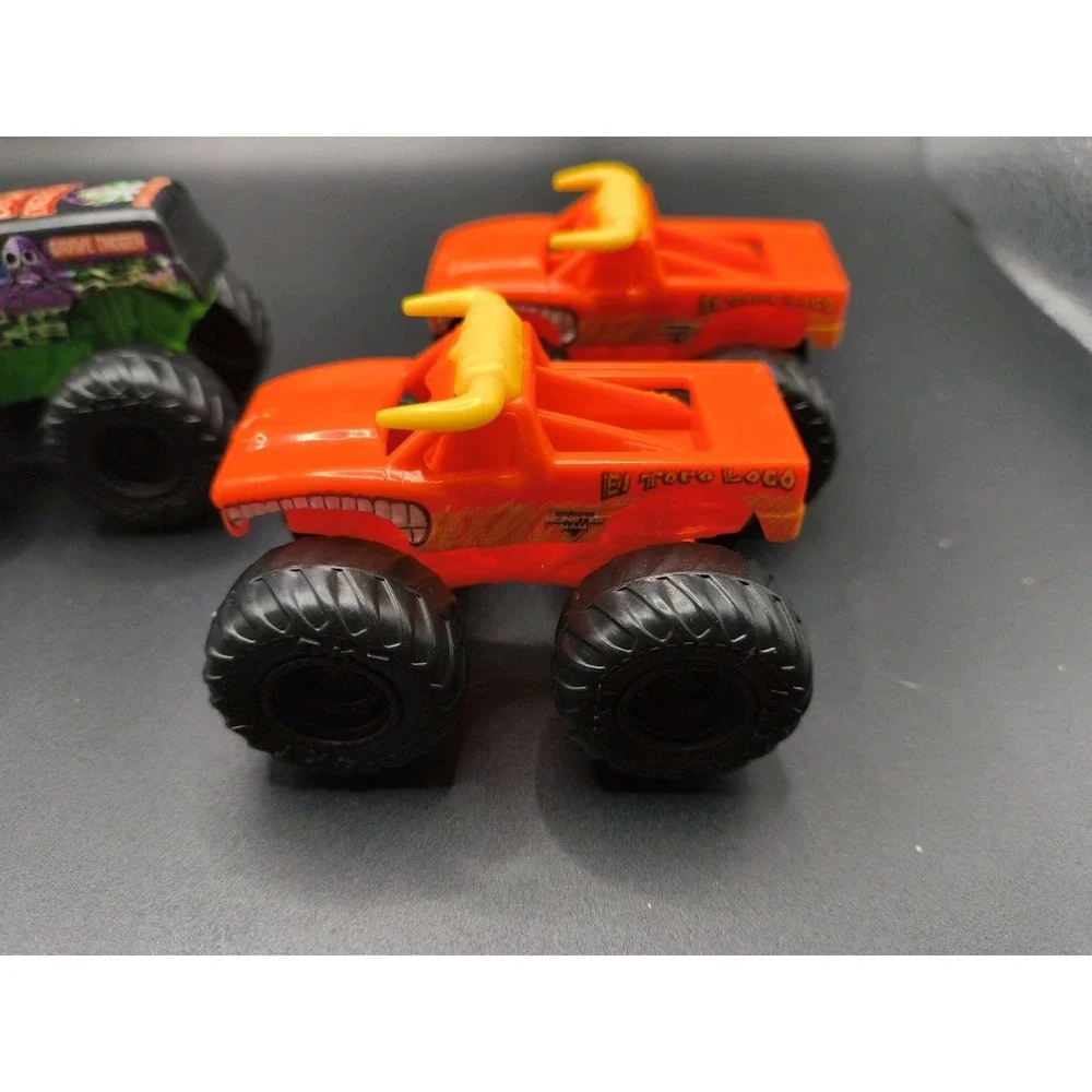 4-Spin Master Monster Jam 1:87 Scale Mini Collectible Monster Trucks 2024